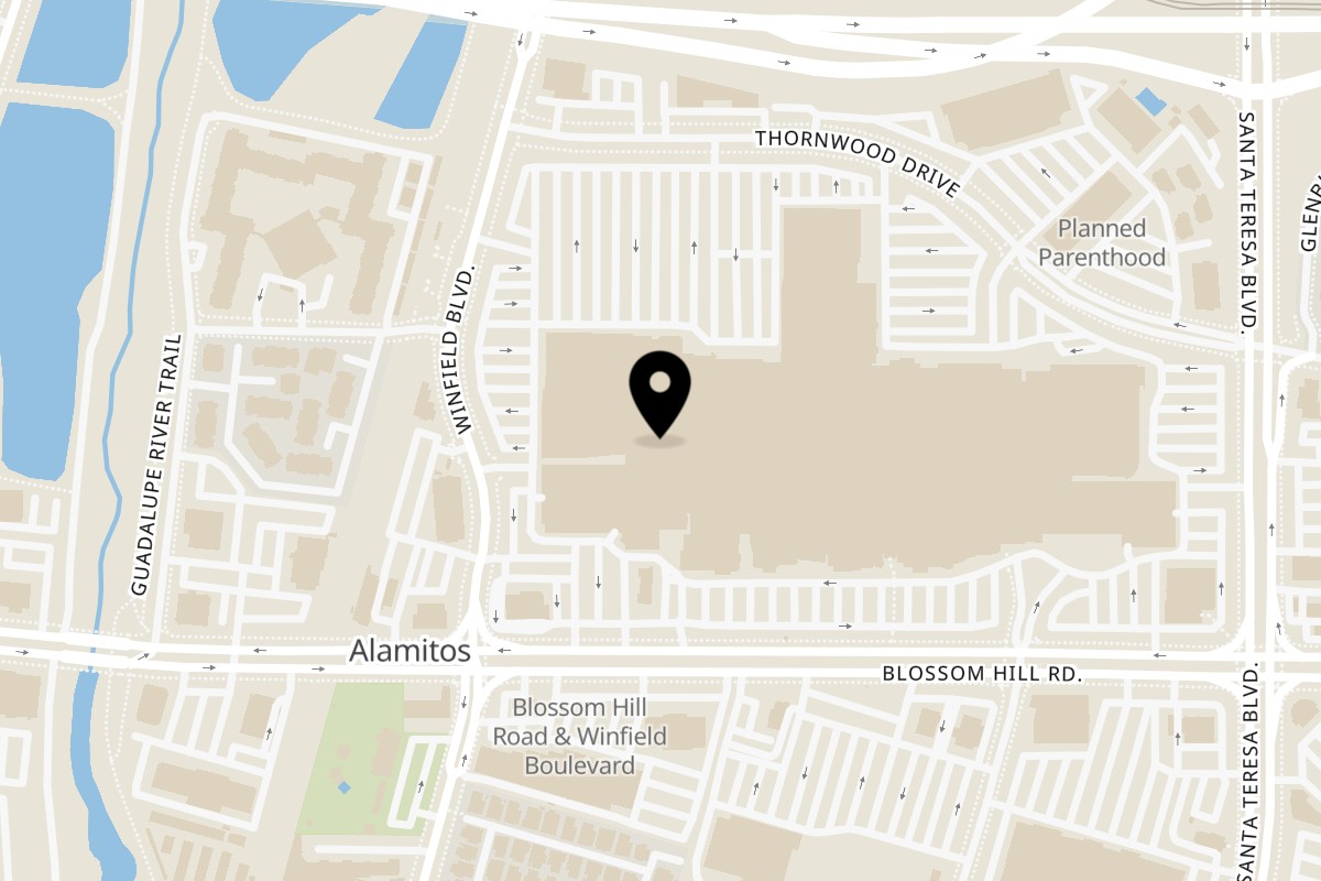Map showing the location of Shihlin Taiwan Street Snacks San Jose - Oakridge Mall on 925 Blossom Hill Road, Unit #1390 in San Jose